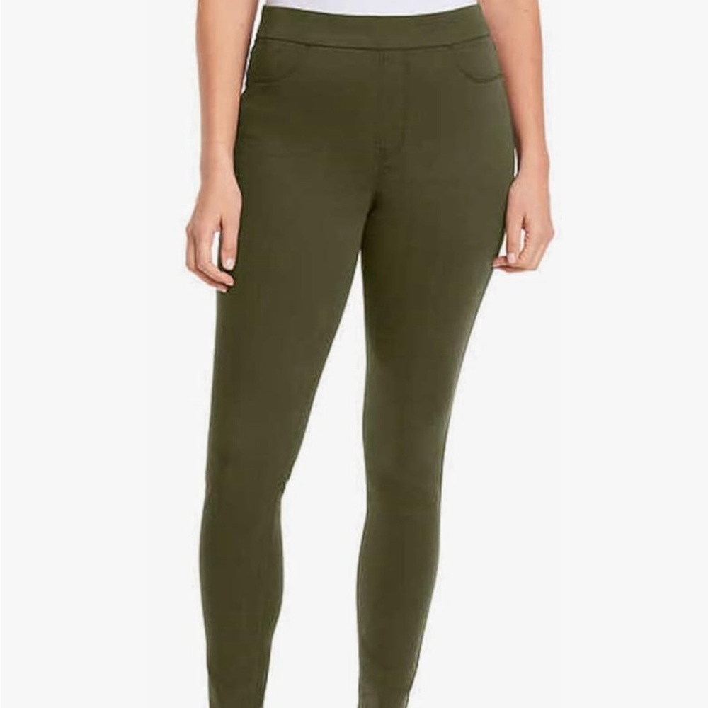 Gloria Vanderbilt Women's High Rise Pull-On Comfort Jean